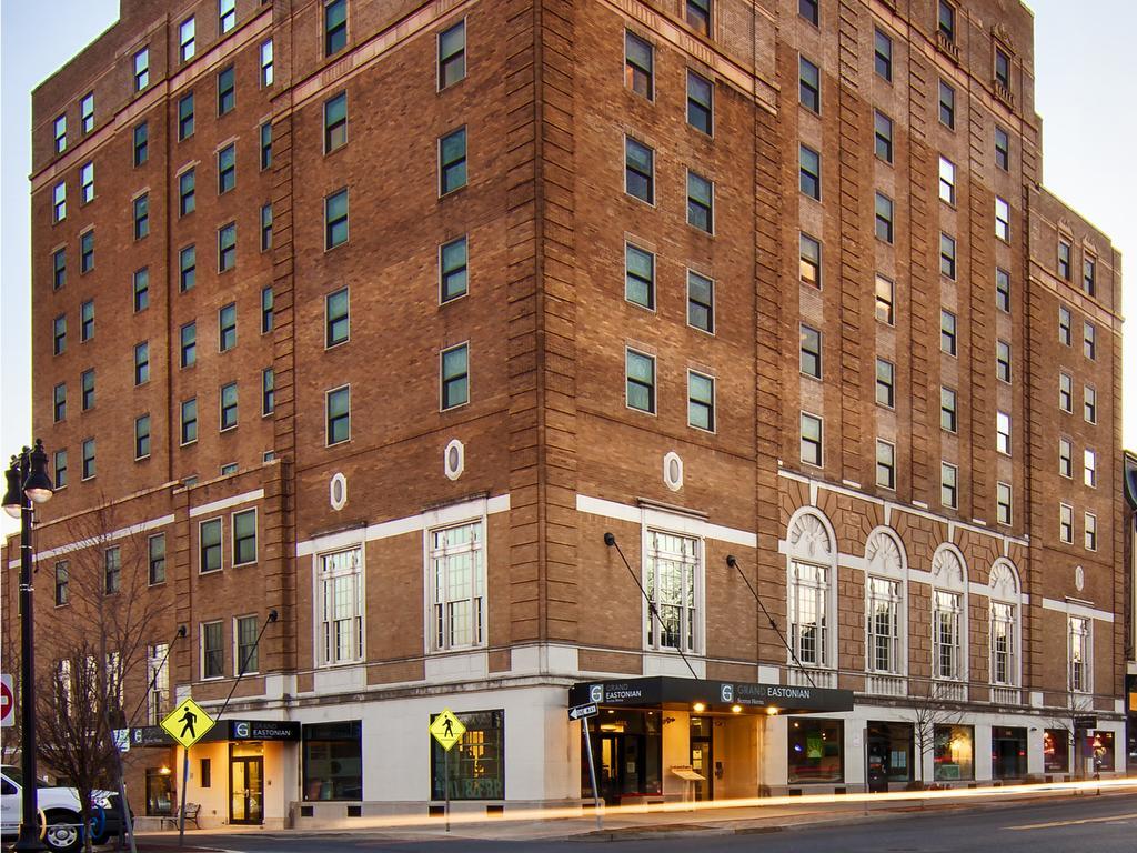 Grand Eastonian Hotel & Suites Easton Dış mekan fotoğraf